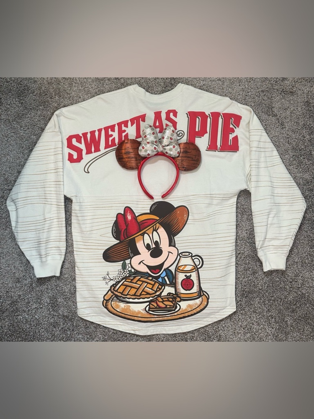 Disney World Epcot 2021 International Food and Wine Festival Jersey and Ears Lot